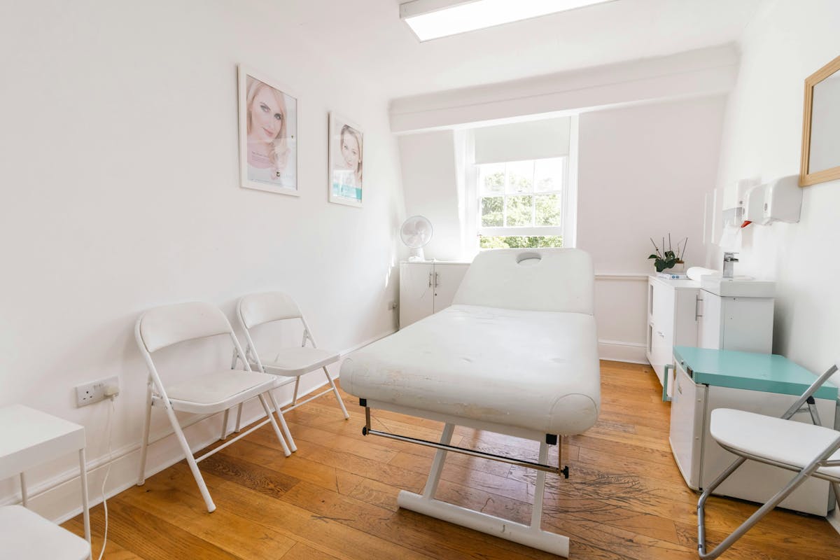 2d811a1aff0bf7ef813afab3c5cb5361 4