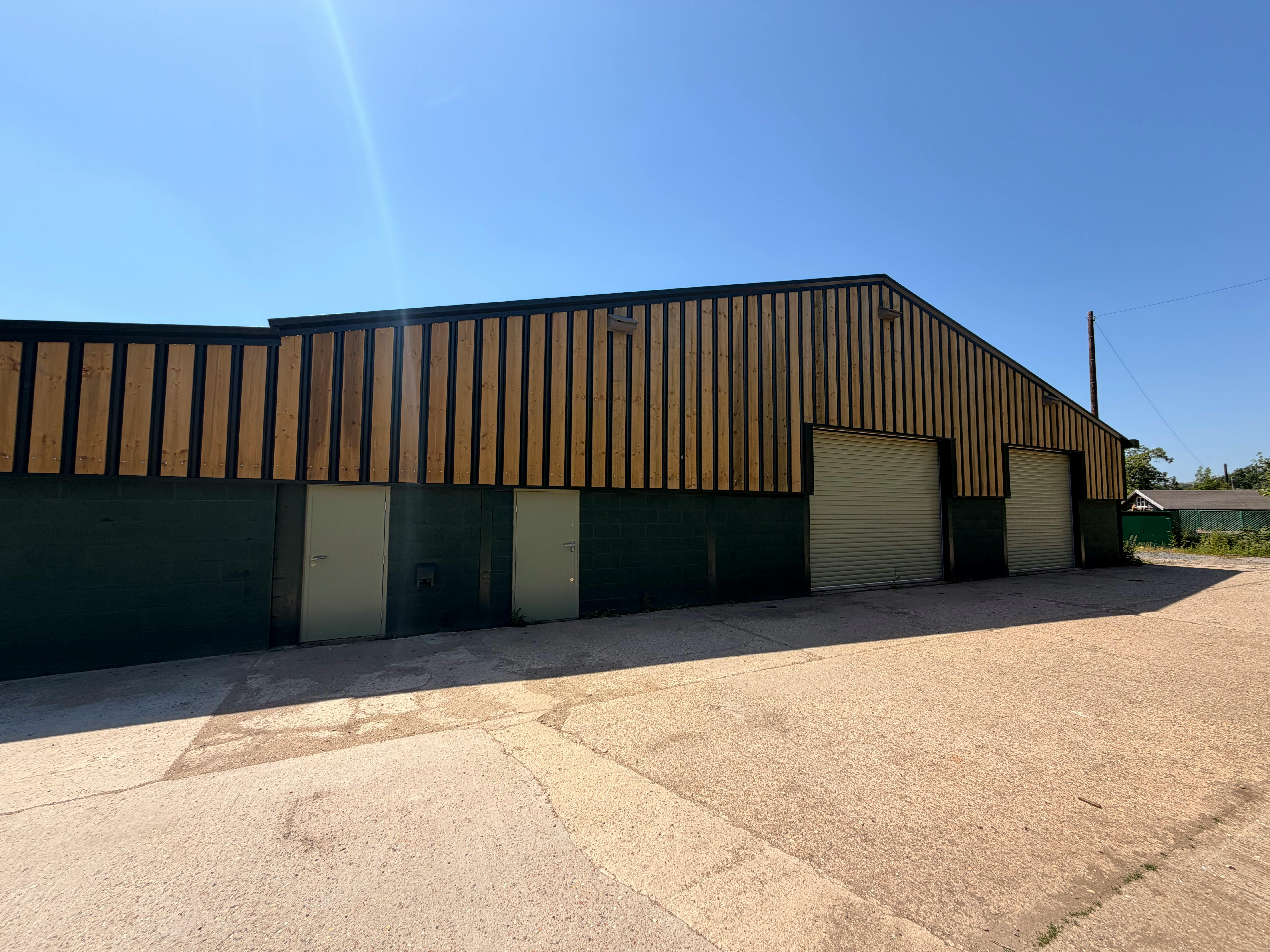 Broomlands Farm, Warnham, Industrial / Other To Let - IMG_4371.jpeg