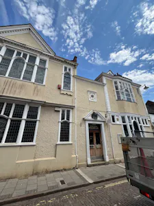 7-11 Temple Street, Aylesbury, E (Commercial / Business / Service) For Sale - 20260728_113531950_iOS.jpg