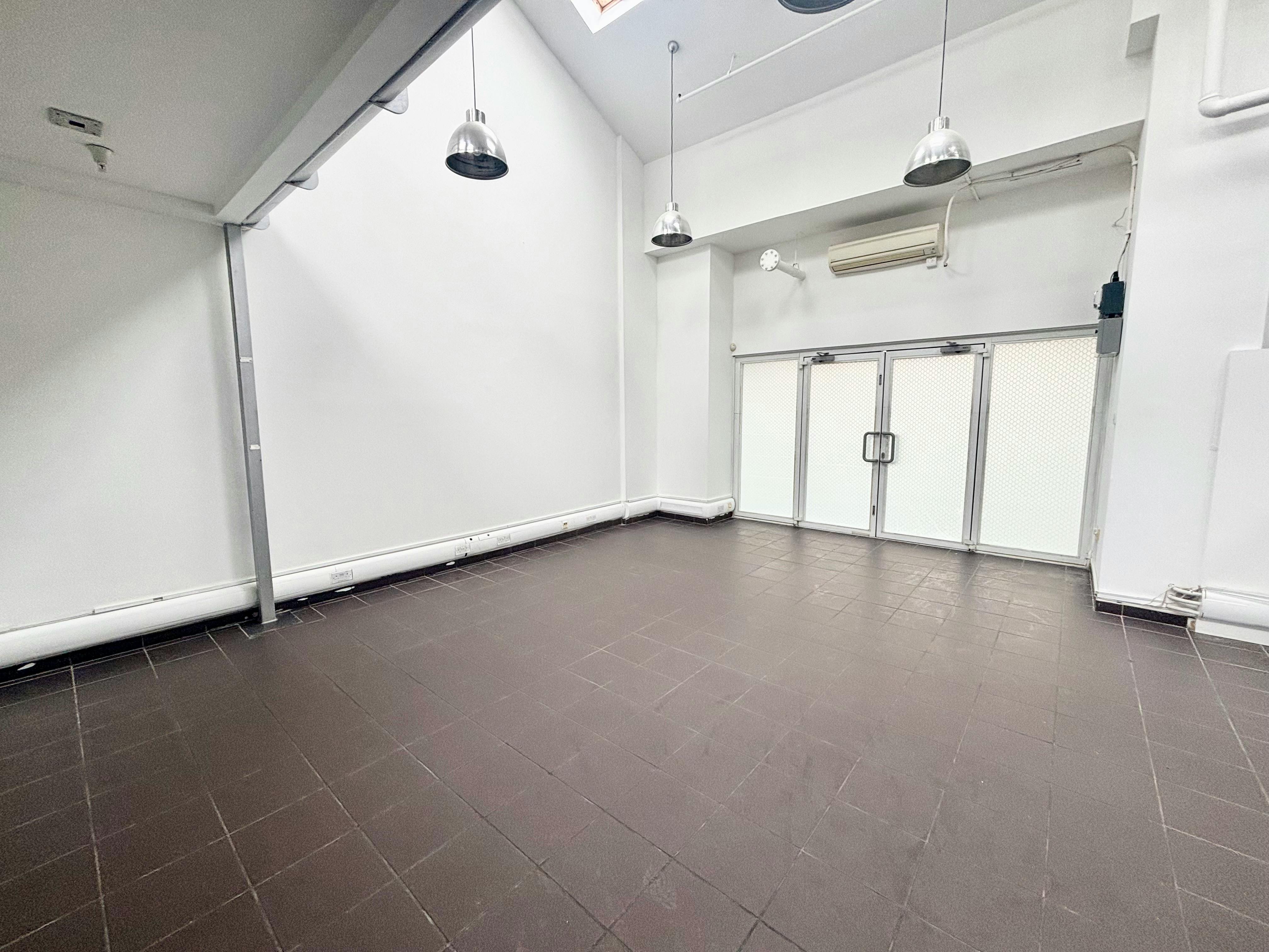 Unit 202-203, Harbour Yard, London, Office To Let - IMG_4691.jpeg