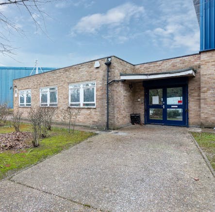 Unit B3, Redlands Industrial Estate, Coulsdon, Industrial To Let - Unit B3 1.png