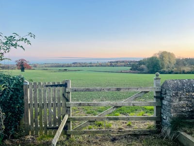 The Cock Inn, Bedford, Pub / Bar / Club To Let / For Sale - Gate.jpg