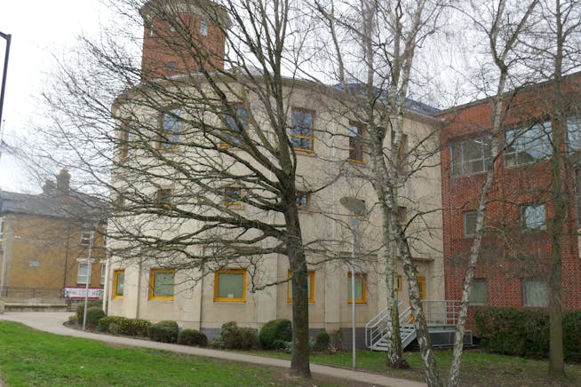 Part Ground Floor, Civic Offices, Epping, Offices To Let - P1020038.JPG