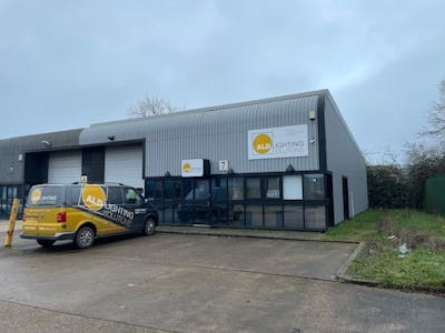 Unit 7, Hailsham, Industrial To Let - 3.jpg