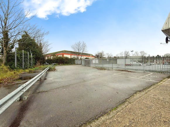 Rear of Unit 5, Orwell Business Park,, Ipswich, Industrial To Let - c7dc83c1bb33bff40d4253a99052acb6a3c8img20251201wa0041.jpg