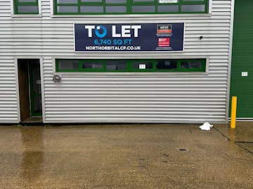 Unit 19 North Orbital Commercial Park, Napsbury Lane, St. Albans, AL1 1XB