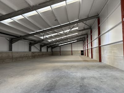 Unit 1D Manor Farm Barns, Southampton, Open Storage / Warehouse To Let - IMG_1184.jpg