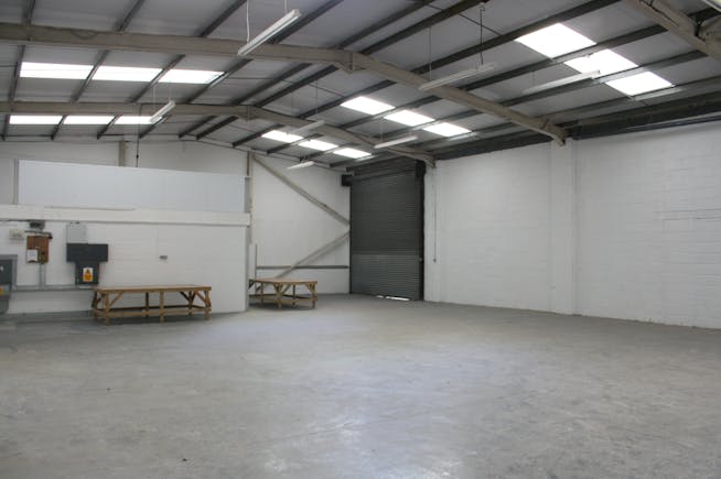 19 Bordon Trading Estate, Bordon, Industrial / Warehouse To Let - 19 Bordon