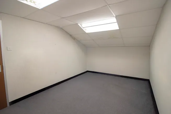 Unit 31, Stadium Business Centre, Wembley, Industrial / Warehouse For Sale - 6.jpg