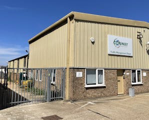 Unit 7, Oades Industrial Estate, Egham, Warehouse & Industrial To Let - IMG_5410.jpg