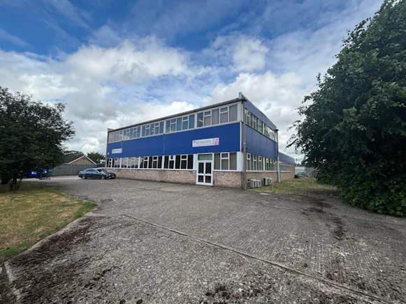 59 Finchley Avenue, Bury St. Edmunds, Industrial For Sale - IMG_5258-1024x768.JPG