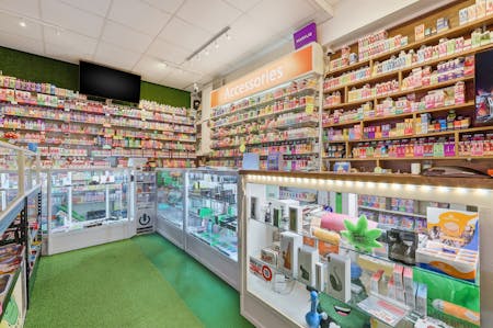 Freehold Retail Parade, 228-234a Shaftesbury Avenue, London For Sale - img_6929.jpg