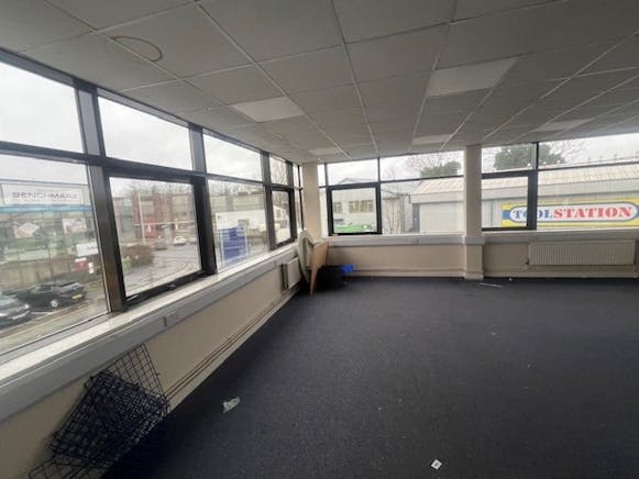 Unit 6, Bromley, Industrial Lease Assignment - 16.jpg