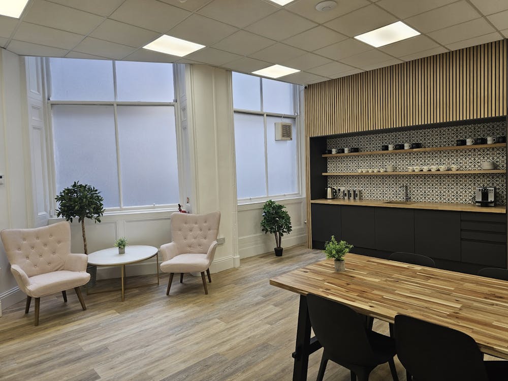 Standard Buildings, 94 Hope Street, Glasgow, Office To Let - 20250805_132650.jpg