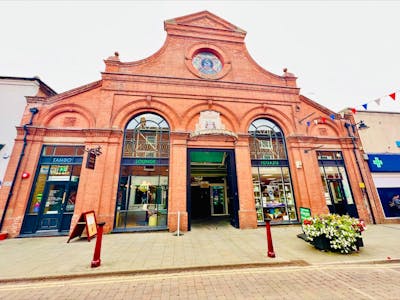 Units 12-13, The Buttermarket, Newark, Retail To Let - external.jpg