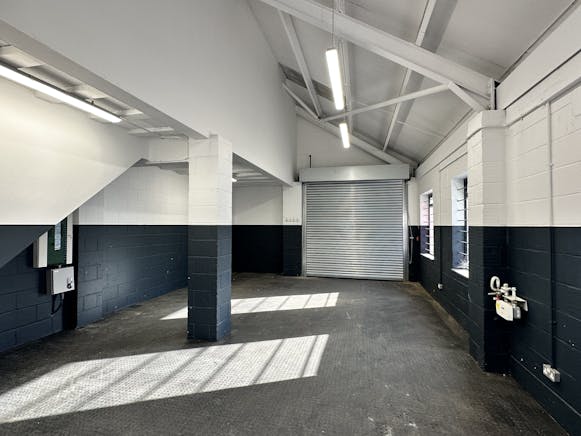11 Brook Lane Business Centre, Brook Road South, Brentford, Industrial/Logistics Lease Assignment - C8CD80DAB79A4AE982C0899FAD35B7A4.jpeg