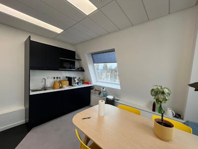 4th Floor, Pepper Canister House, Mount Street Crescent, Office Lease Assignment - PHOTO20250724141448.jpg