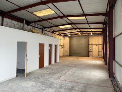 Unit 23 Enterprise House, Cheney Manor Industrial Estate, Swindon, Industrial / Warehouse To Let - 002.jpg