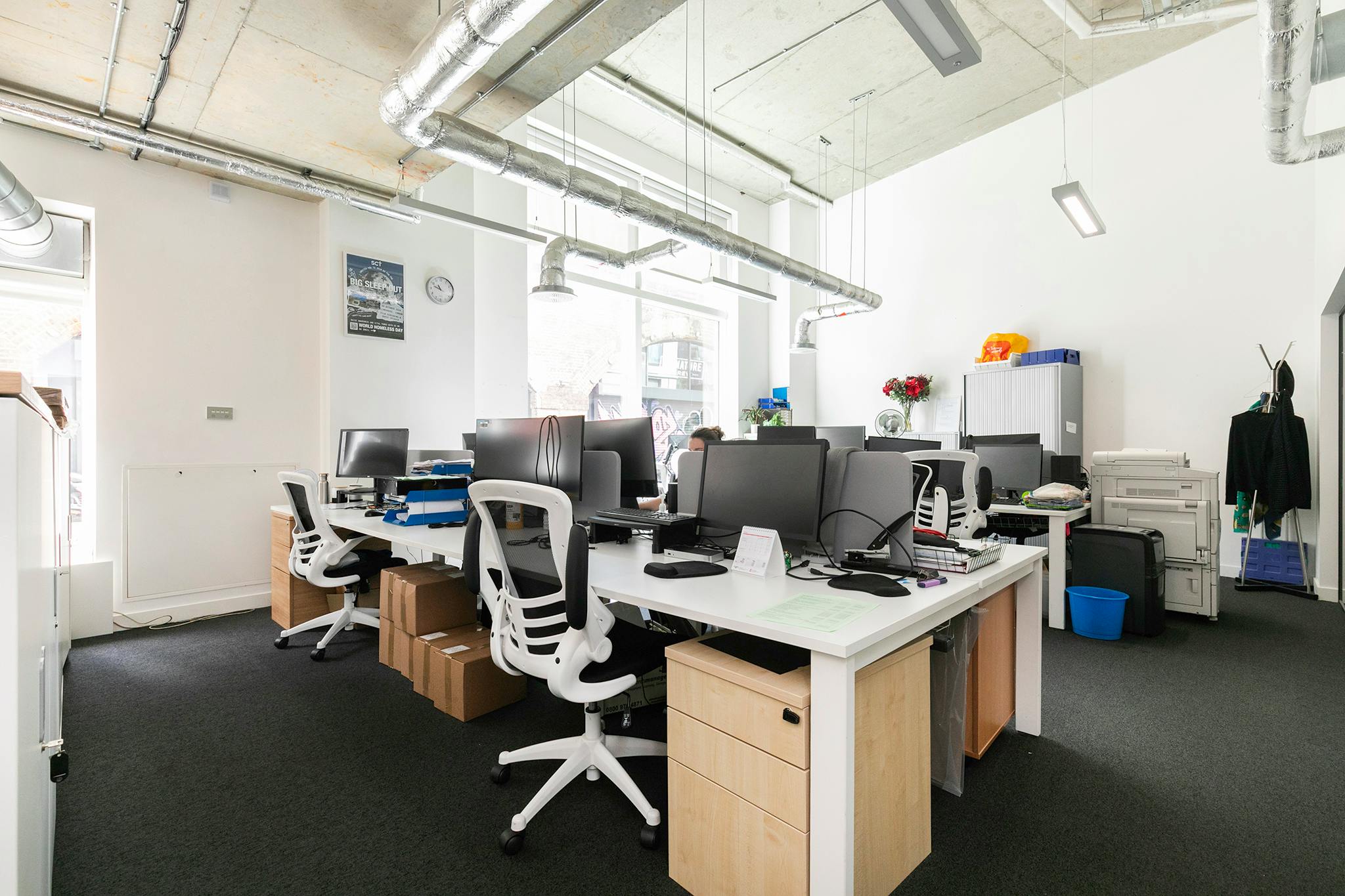 Office in London - photo 2