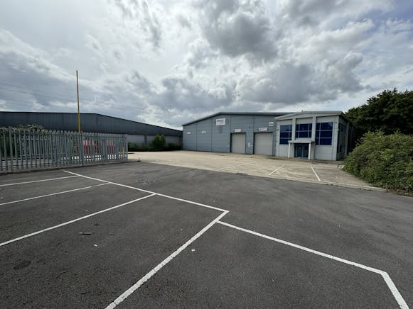 Unit 42a Oriana Way, Southampton, Industrial To Let - IMG_1195.JPEG