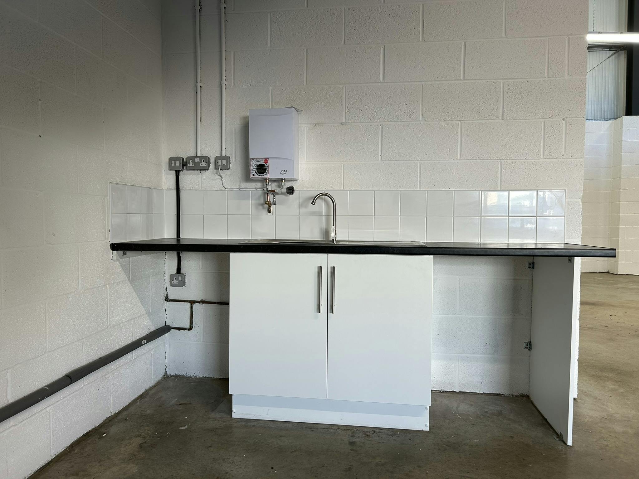 Unit 3 Glenmore Business Centre, Vincients Road, Chippenham, Industrial To Let - IMG_6848.JPEG