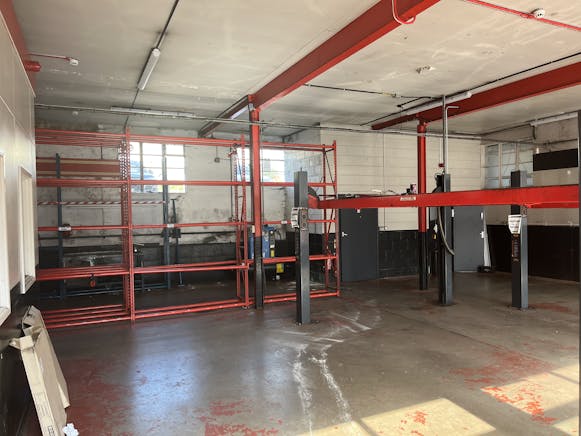 8 St Cross Road, Winchester, Industrial / Other To Let - IMG_4047.JPG