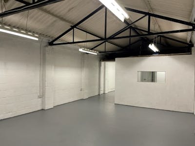 Unit 4, Pevensey, Industrial To Let - Unit 4 Mountney Bridge Eastbourne 2.jpg