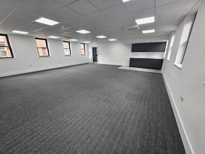 5 Old Oak Street, Manchester, Office / Retail To Let - 20250522_105841.jpg