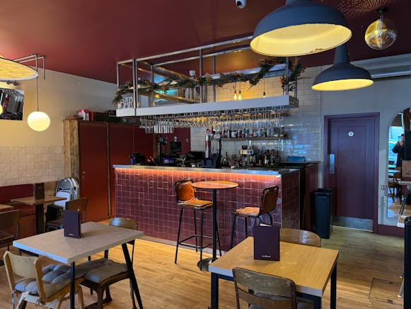 50 Cover Licensed Restaurant Bar, 219 Fenwick Road, Glasgow For Sale - IMG_2393.jpg