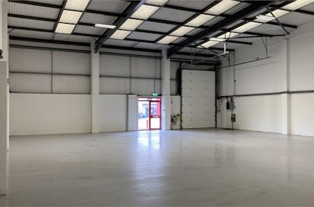 Unit 640 River Gardens, Feltham, Industrial / Warehouse To Let - 641 River Gardens Warehouse cropped.jpg