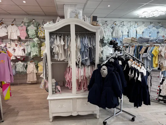 Bubbles Childrenswear, 136 Merry Street, Motherwell For Sale - IMG_7291.jpg