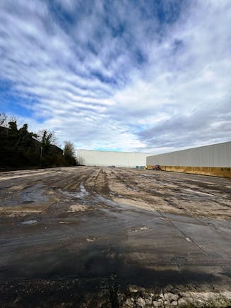 Units 7 - 9 Bessemer Park, Basingstoke, Industrial To Let / For Sale - PHOTO20240227140153.jpg