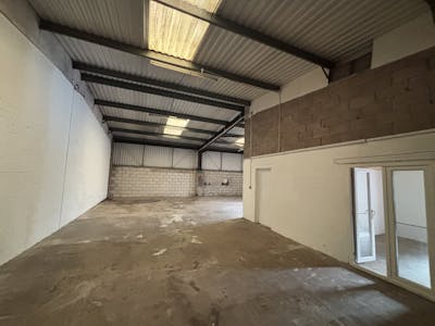 Unit 40 and 41, Albion Industrial Estate, Pontypridd, Industrial To Let - IMG_6390.jpeg