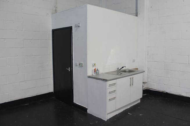 Unit B Roman House, Harlow, Industrial To Let - IMG_0644.JPG