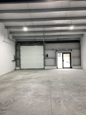 Unit 2 New Barn, Basingstoke, Industrial To Let - IMG_2930.jpg
