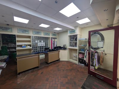 9 Station Approach, Virginia Water, Investment / Retail For Sale - 1000008543.jpg