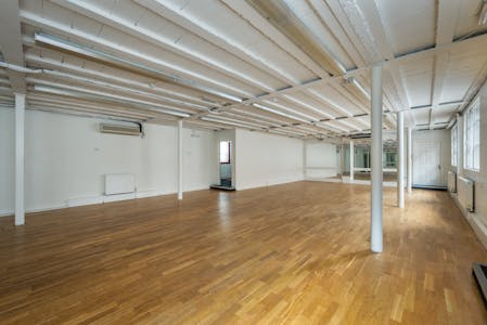Regent House, Ward Street, Guildford, D1 (Non Residential Institutions) / D2 (Assembly and Leisure) / Development / Investment / Office / Residential For Sale - Regent House  interior high res 4 of 11.jpg