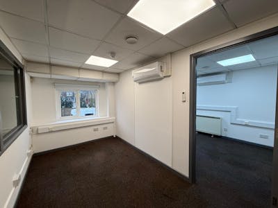 9 Palmers Road Industrial Estate, Emsworth, Industrial / Warehouse To Let - WhatsApp Image 2026-01-20 at 13.04.34 (5).jpeg