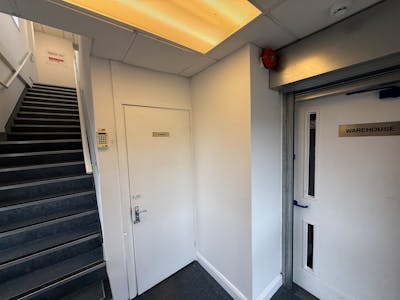 Unit 4, Redditch, Office / Showroom / Trade Counter To Let - IMG_6083.JPG