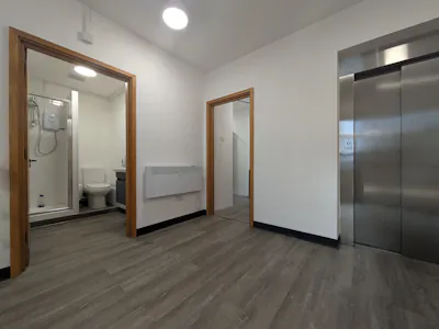 Unit 2, The Progression Centre, Hemel Hempstead, Office To Let - PXL_20260120_102906605.jpg