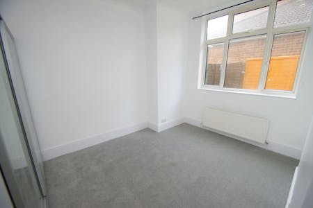 Ash Lodge, Watford, Investment For Sale - IMG58536.JPG