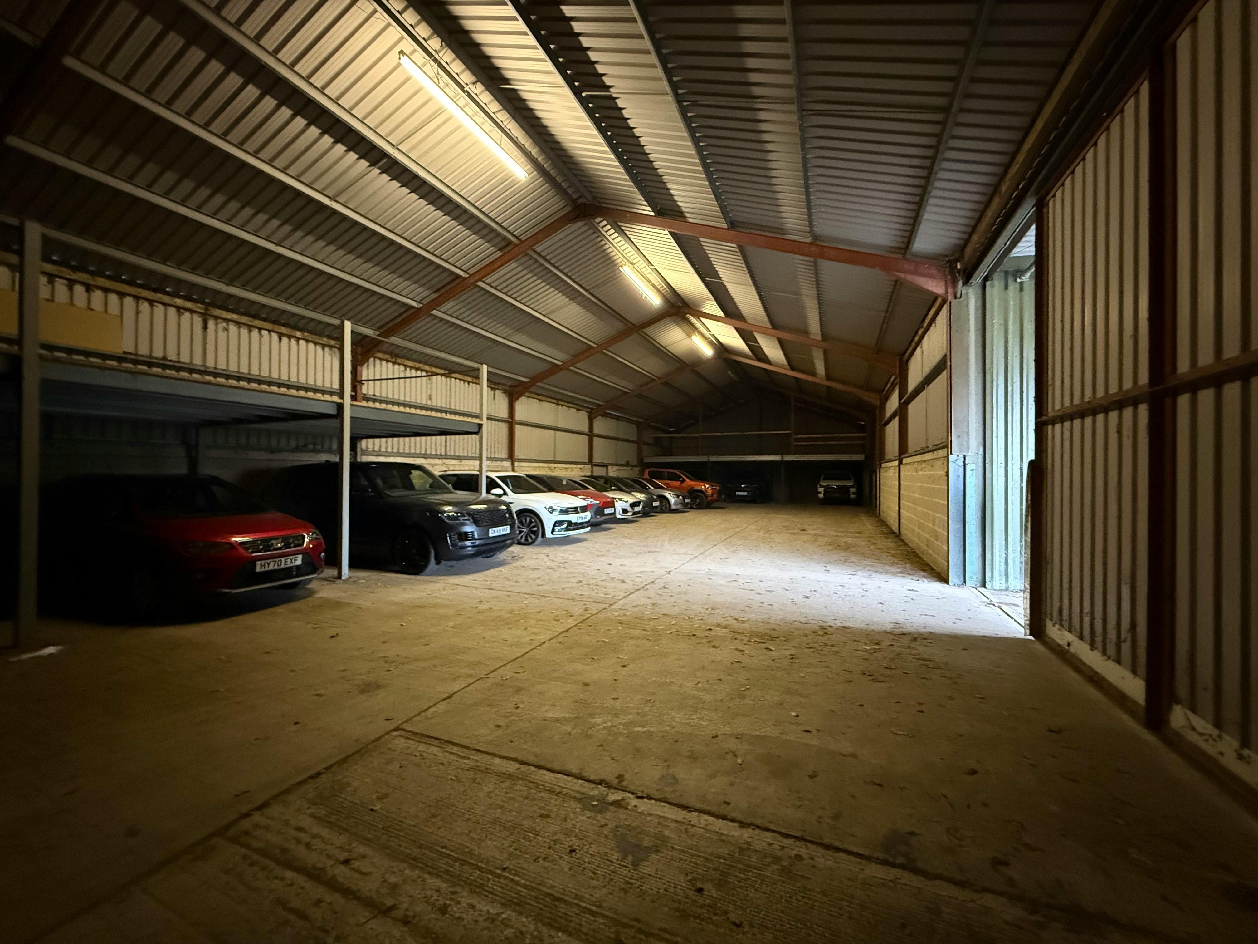 Industrial Unit in Waterlooville - photo 3