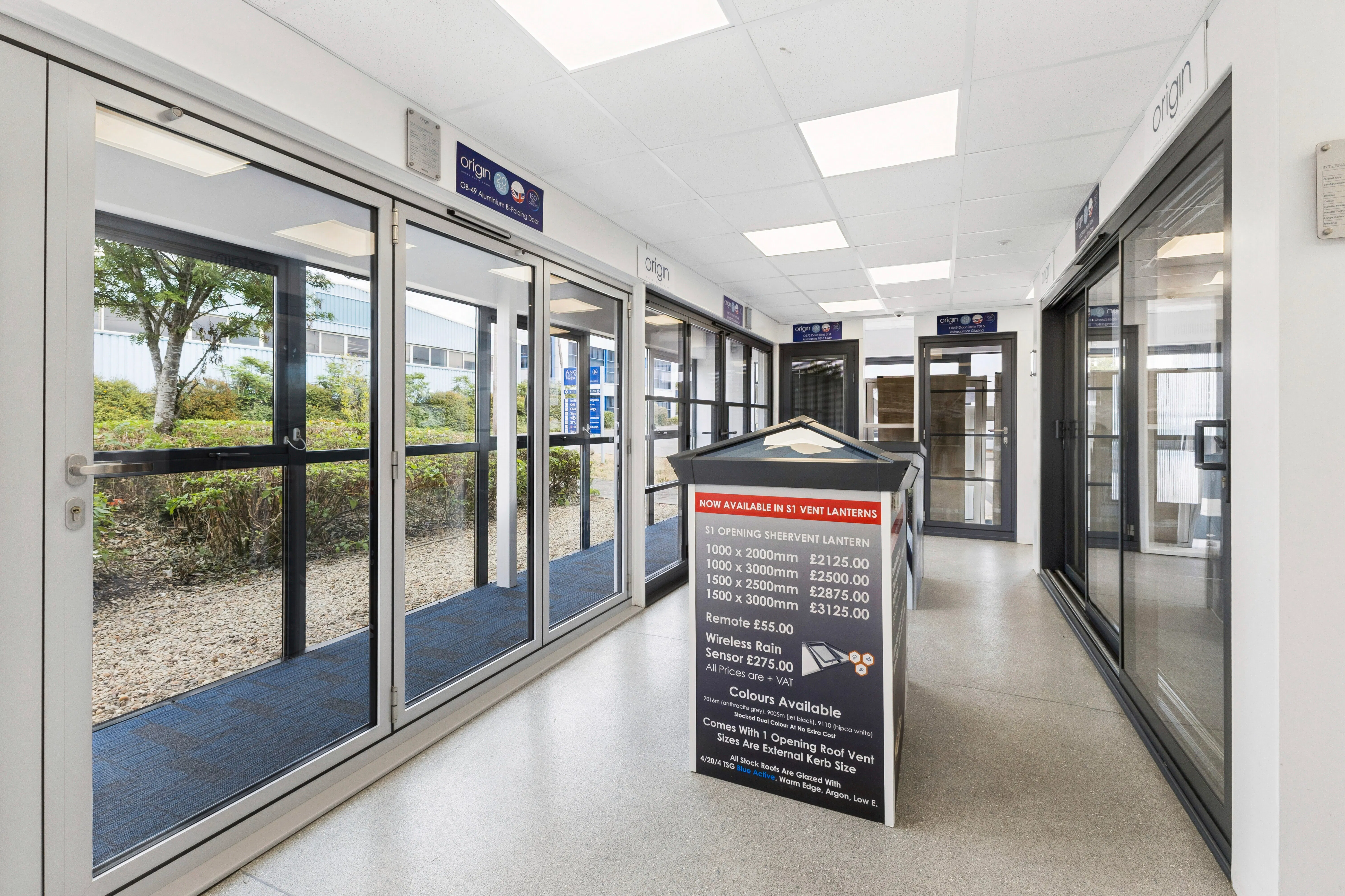 Unit 17, Aylesbury, Industrial / Industrial For Sale - 112514_17 Anglo Business Park(5).jpg