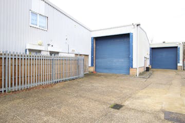 19 Bordon Trading Estate, Bordon, Industrial / Warehouse To Let - IMG_0754.JPG