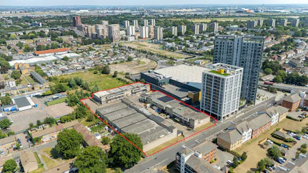 Unit 3, Lyndean Industrial Estate, Felixstowe Road, London, Industrial To Let - umttIBCA.jpeg
