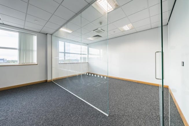 North Sea Crossing, Stanford-le-Hope, Office To Let - 291684576c31761c710cb053fa470e3a.jpeg