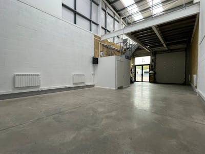 Unit 4 Chertsey Industrial Park, Ford Road, Chertsey, Industrial / Warehouse To Let - IMG_3654.JPG
