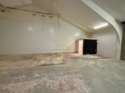 Unit 22, Freemans Parc, Cardiff, Industrial To Let - IMG_6267.jpg