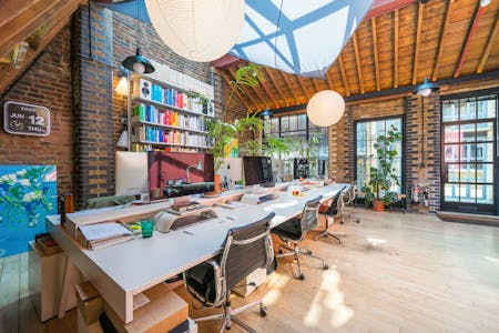 12 Printing House Yard, London, Office To Let - 130921315684ad252e8589ARW1.jpg