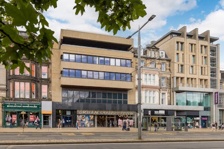 125 Princes Street, Edinburgh, Office To Let - 125_Prrinces_Street_4th_Floor_002.jpg